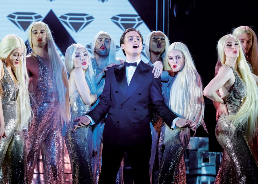 Vienna: Musical Tickets ROCK ME AMADEUS - THE FALCO MUSICAL - The rise to international fame