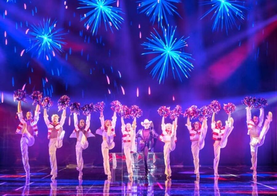Vienna: Musical Tickets ROCK ME AMADEUS - THE FALCO MUSICAL - Nearly three hours, with one useful break