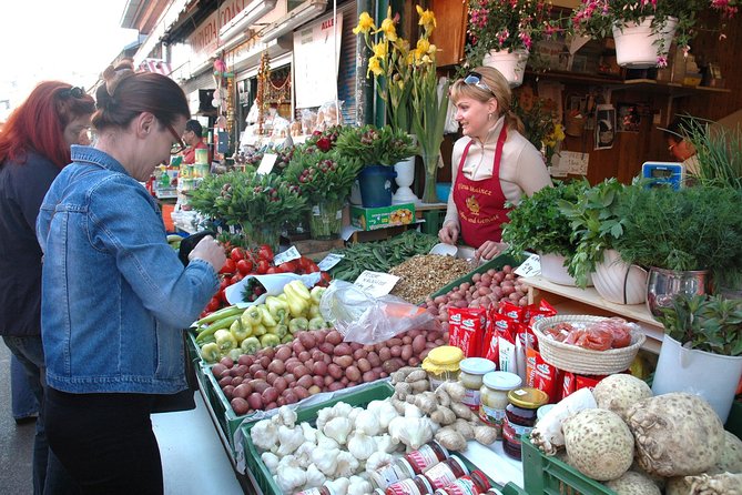 Vienna Naschmarket Food Tasting Tour - What you actually taste at the stalls