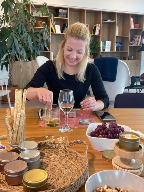 Vienna: Natural soy wax candles Workshop - Finding Julius-Tandler-Platz 3/B9
