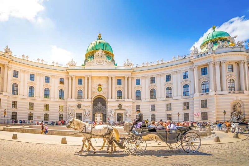 Vienna: Old Town Highlights Private or Group Walking Tour - A smart first look at Vienna’s historic center