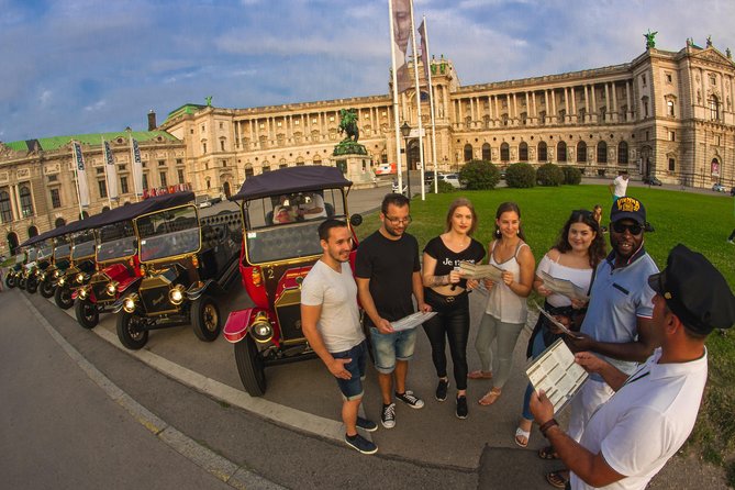 Vienna Oldtimer Tour (60 min) Incl. bottle of Prosecco - Votivkirche, Am Hof, and Café Central