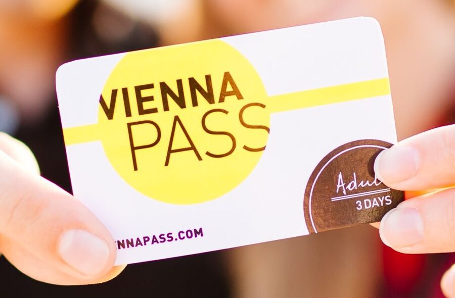 Vienna PASS: All incl. Sightseeing Pass for 85+ Attractions - Schönbrunn Palace and Zoo make the strongest opening