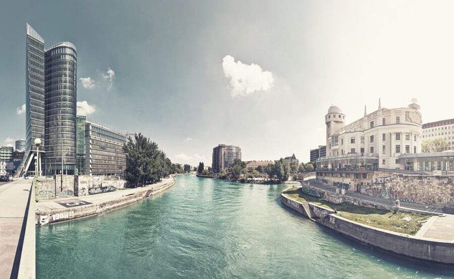 Vienna: Private 3-Hour City Highlights Van Tour - Key points to know before booking