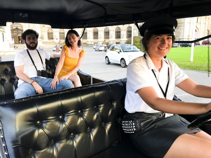 Vienna: Private Electric Car Sightseeing Tour - The Gold Tour: 45 minutes with more breathing room