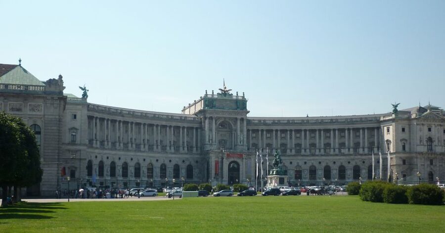 Vienna: Private Guided Walking Tour - Key points to know before booking