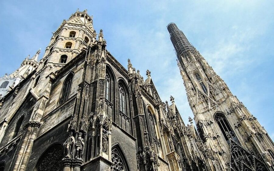 Vienna: Private Half-Day Sightseeing Tour - Opera, Parliament, and City Hall