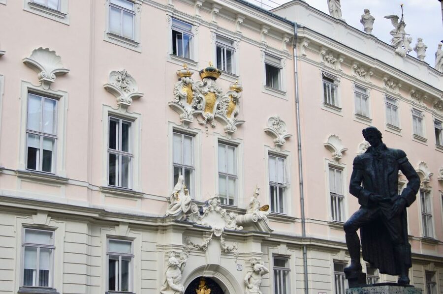 Vienna: Private Jewish Walking Tour - Beginning at Helmut-Zilk-Platz