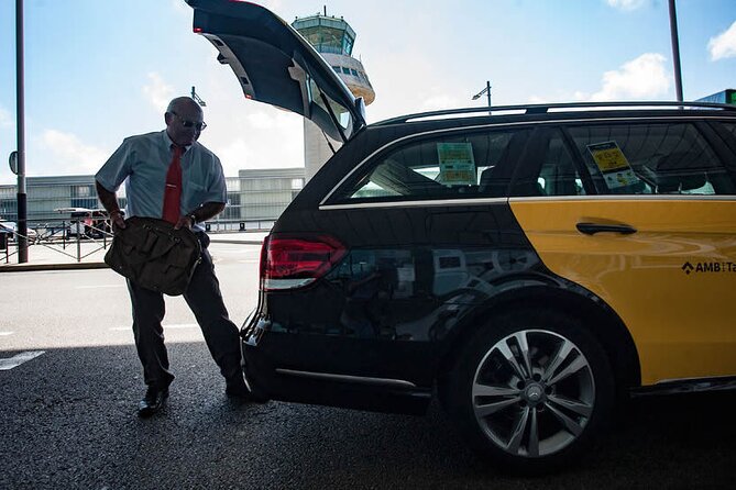 Vienna Private Transfer from Vienna Airport to City centre - The 25-minute ride into central Vienna