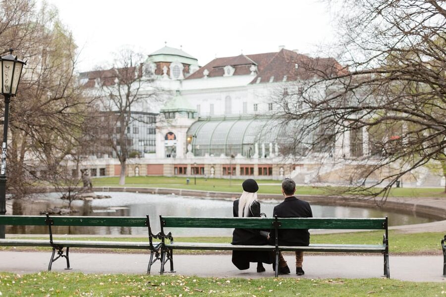 Vienna: Professional Photoshooting - Michaelerplatz and Vienna’s grand central views