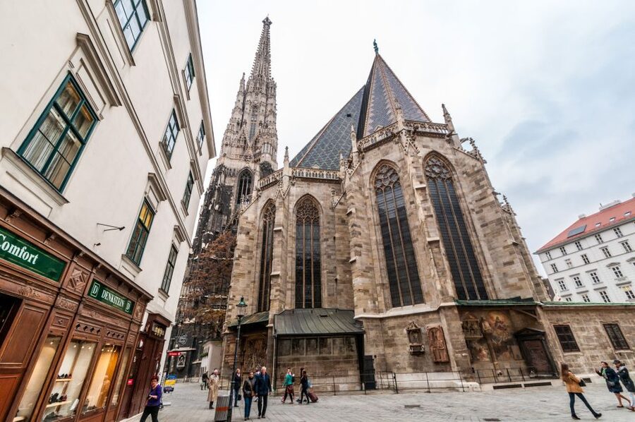 Vienna: Romantic Old Town 2-Hour Discovery Tour - Narrow lanes and courtyards behind the grand facades