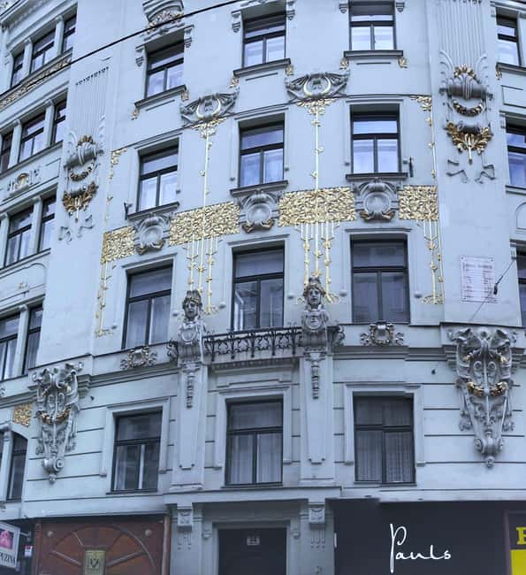 Vienna's Highlights in two hours (two options) - The legend of Augustin and Vienna during the plague