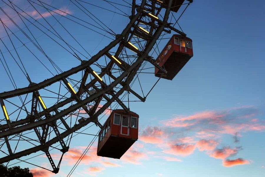 Vienna: Schönbrunn, Belvedere, Big Bus, Giant Wheel & Cruise - How the Vienna pass is organized
