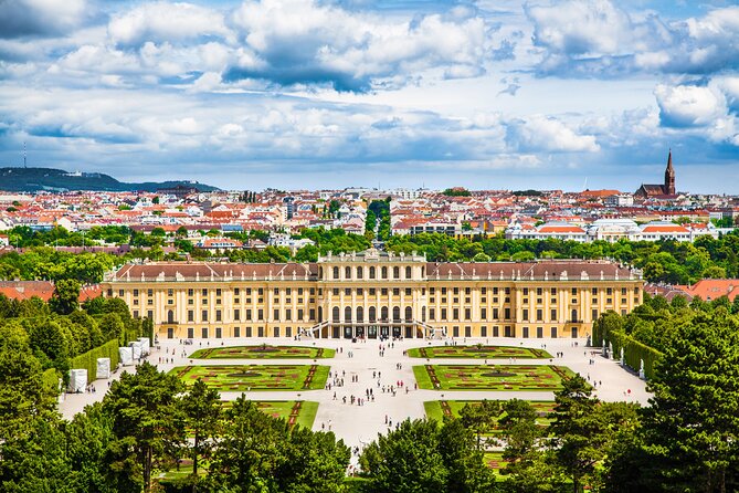 Vienna: Schönbrunn Palace Gardens Private Guided Tour - Choosing the one-hour garden option