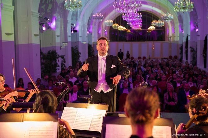 Vienna: Schönbrunn Palace Tour at 7 PM & Classical Concert - Who Will Enjoy This Evening Most