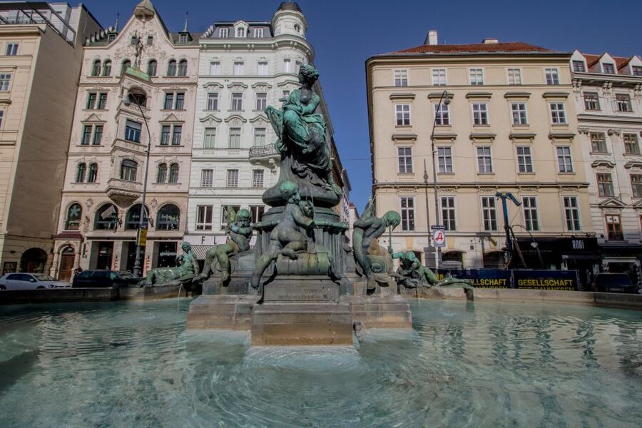 Vienna: Self-Guided Audio Walking Tour on Your Phone - Key points to know before you go
