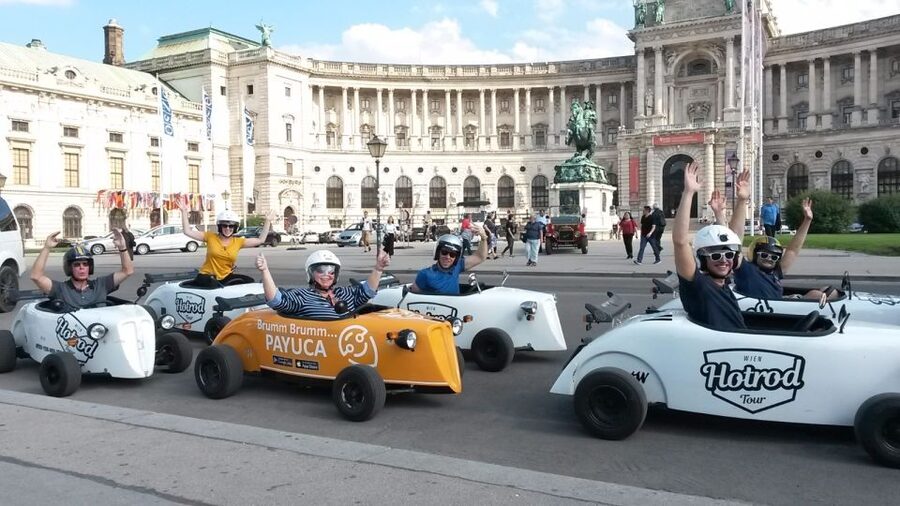Vienna: Sightseeing Tour in Hotrod - Comfort, clothing, and driving requirements