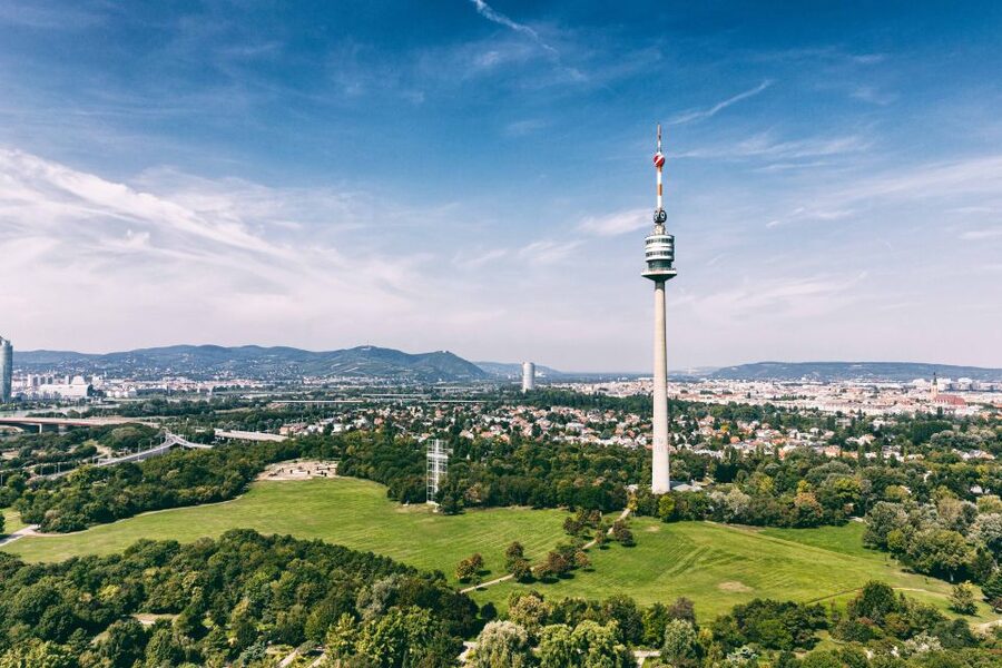 Vienna: Skip-the-Line Entrance Ticket to the Danube Tower - The lift ride to 150 meters