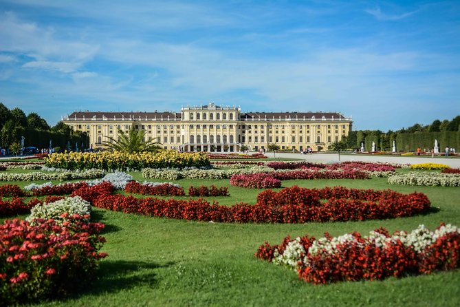 Vienna: Skip the Line Schönbrunn Palace and Gardens Guided Tour - Meeting at the Parade Court Fountains