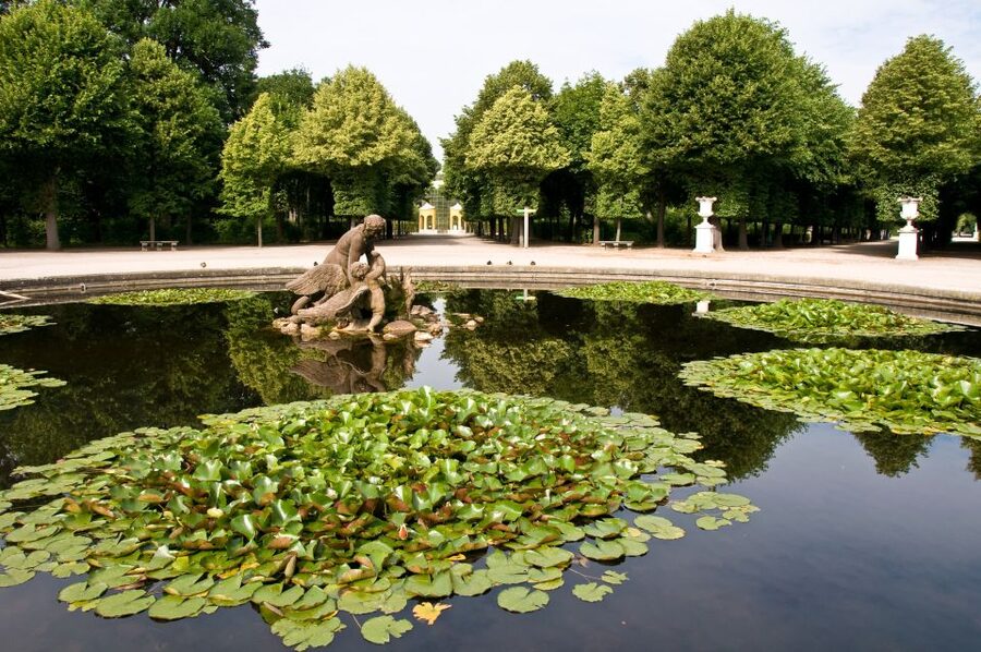 Vienna: Skip-the-Line Schonbrunn Palace Private Tour - Choosing between two, 2.5, three, and 3.5 hours