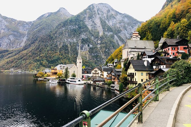 Vienna: small group tour Hallstatt with skywalk, boat, mine - Key points at a glance
