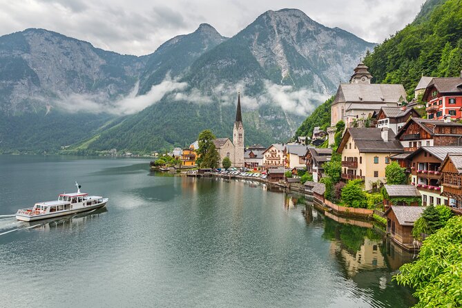 Vienna: small group tour Hallstatt with skywalk, boat, mine - From Vienna through Lower Austria