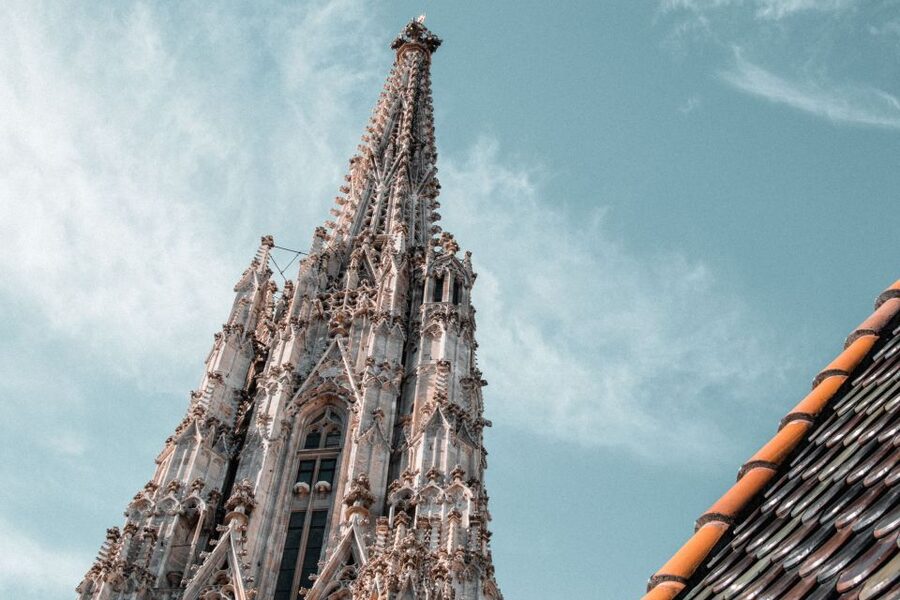 Vienna: St. Stephan's Cathedral Guided Tour - Why this cathedral tour offers more than a quick visit