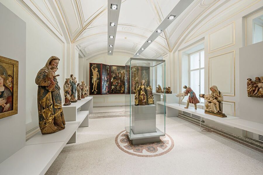 Vienna: St. Stephen's Cathedral & Dom Museum Wien Tickets - Start at Dom Museum Wien on Stephansplatz