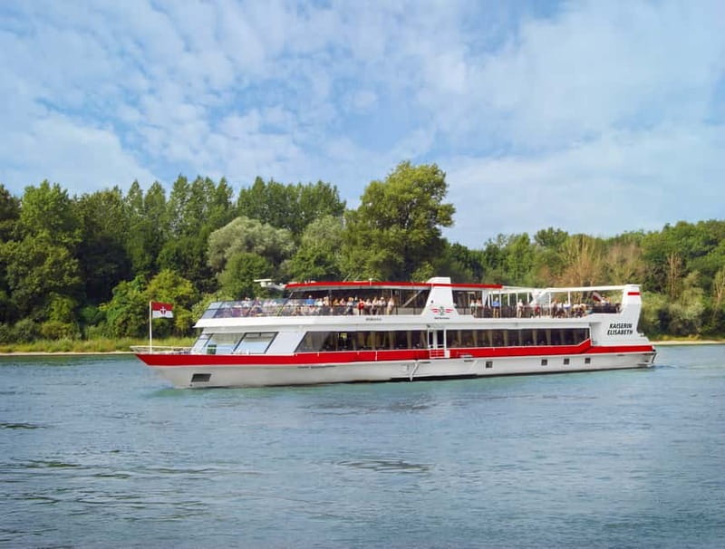 Vienna: Sunset Summer Cruise - Finding the MS Kaiserin Elisabeth