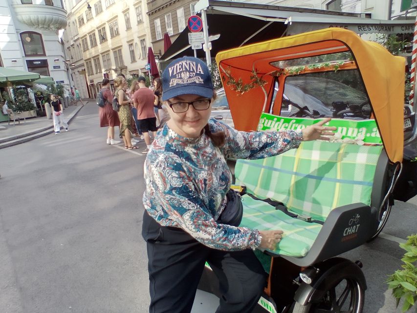 Vienna: Tour RAXI (electric rickshaw) 3 hours in Vienna - Comfort, temperature, and practical limits