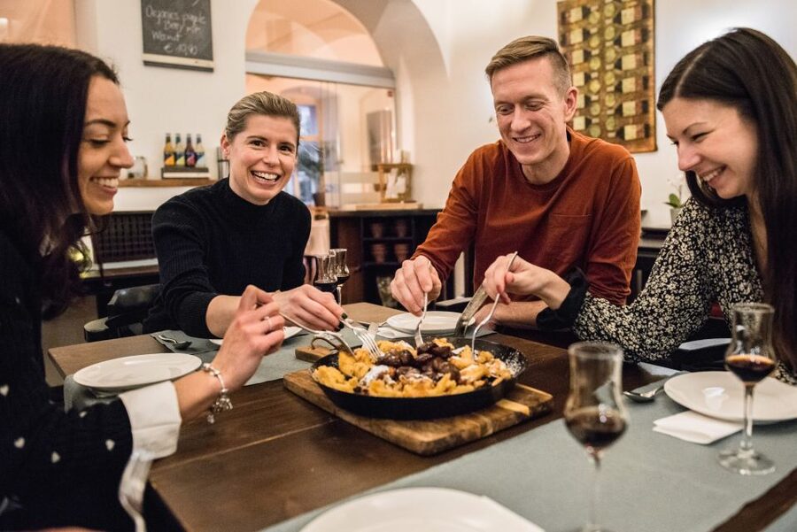 Vienna: Traditional Kaiserschmarrn Cooking Class & Tasting - Arriving at Edlingers Tempel