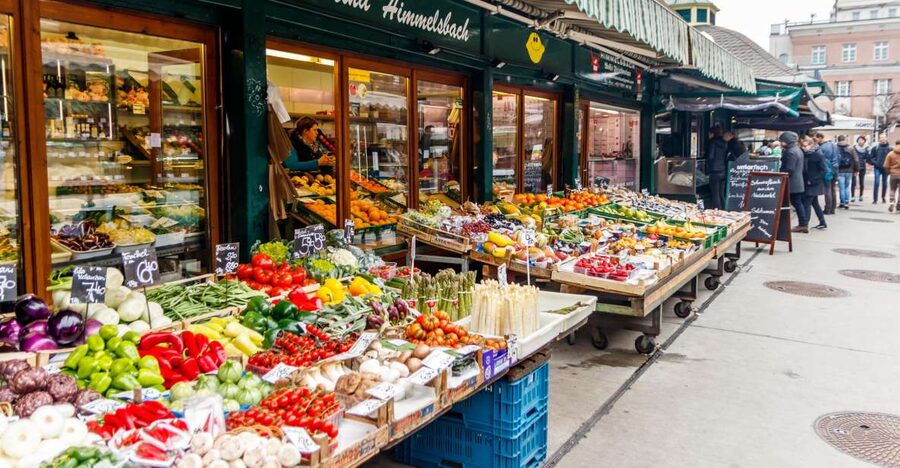 Vienna: Typical Austrian Food Tour with Coffee House Visit - Why this food walk works so well in Vienna