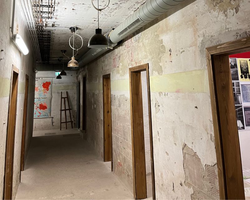 Vienna: Underground WWII Bunker Ticket and Guided Tour - Practical comfort and access concerns