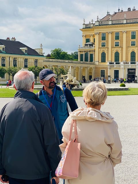Vienna: UNESCO Schönbrunn Palace Guided Tour with Entry - Thirty Minutes in the Schönbrunn Gardens