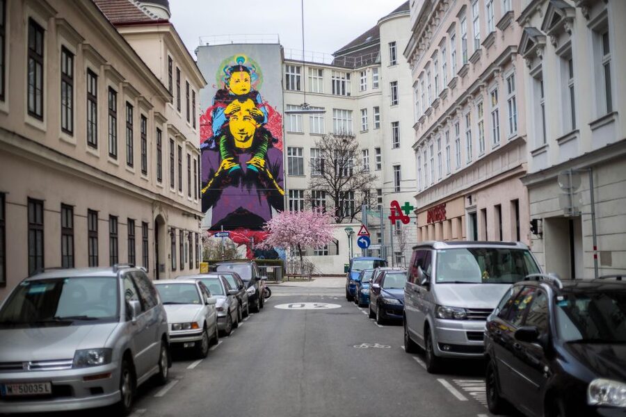 Vienna Urban Art Tour: Explore a different side of Vienna! - The middle of the route: where the distance matters