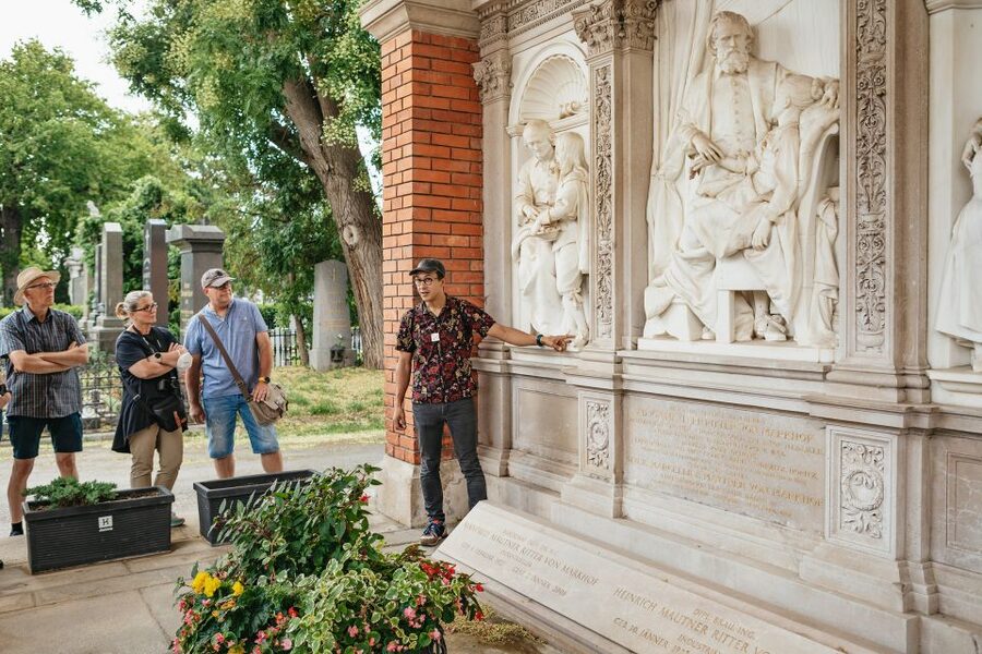 Vienna: Vienna Central Cemetery Guided Walking Tour - Religious sections and military memorials