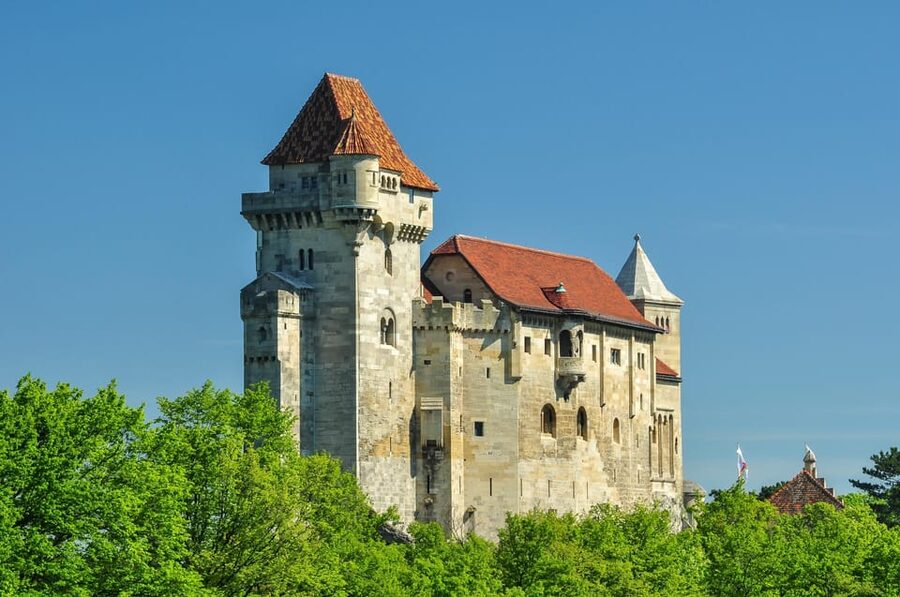 Vienna: Vienna Woods Tour with Underground Lake and Wine - Key things to know before booking
