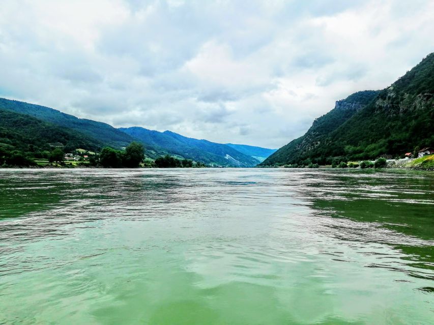 Vienna: Wachau Valley Private Kayak and Wine Tour - Dürnstein gives the day its best final stop