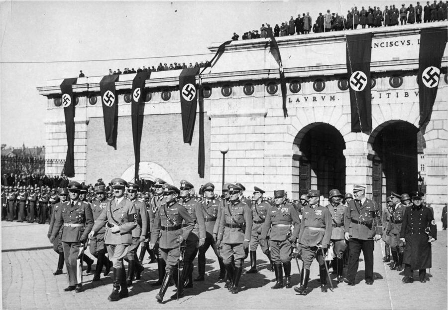 Vienna: World War II Historical Walking Tour - Key points at a glance