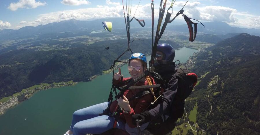 Villach/Ossiachersee: Paragliding "Panorama" Tandemflug - Riding up to Gerlitzen Alpe