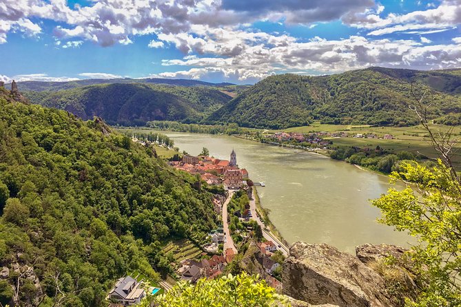 Wachau for Adventurers - Reaching the ruins of Richard the Lionheart