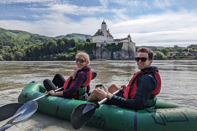 Wachau Valley Kayak & Wine Tour - Arriving at Dürnstein, the Wachau’s big finish