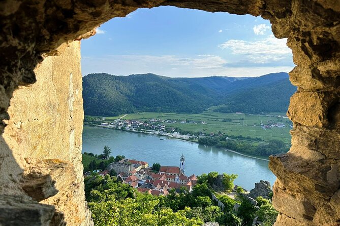 Wachau Valley Kayak & Wine Tour - What the private guide adds
