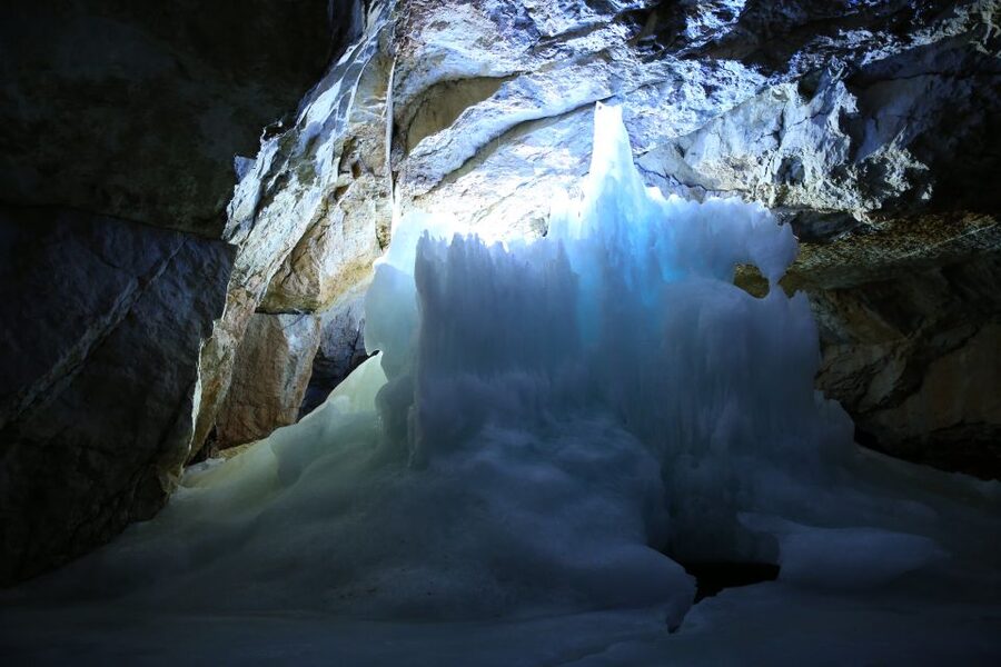 Werfen Ice Caves Private Tour - The Gondola Ride and the Walk That Follows