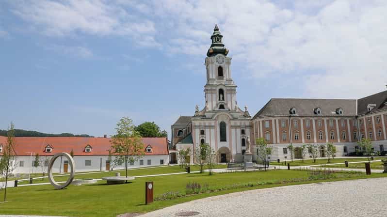 Wilhering Abbey: Discover 875 years of history! - Seven rooms that connect abbey life and belief