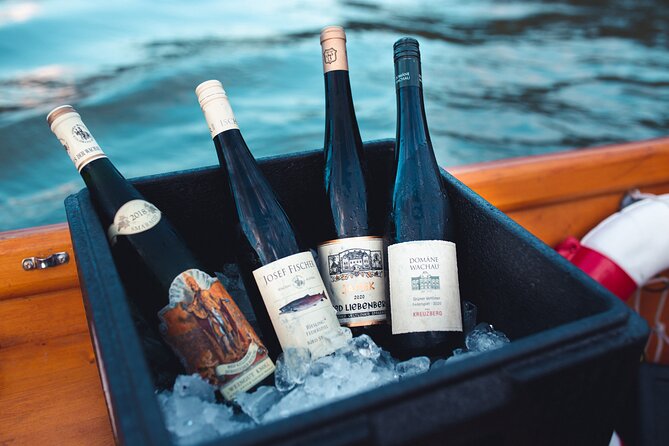 Wine tasting on traditional wooden boats in Wachau Valley - Why a wooden boat changes the Wachau experience